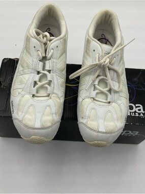 Kaepa White Athletic Sneakers - Lightweight Comfort. Preowned. W/ original box.
